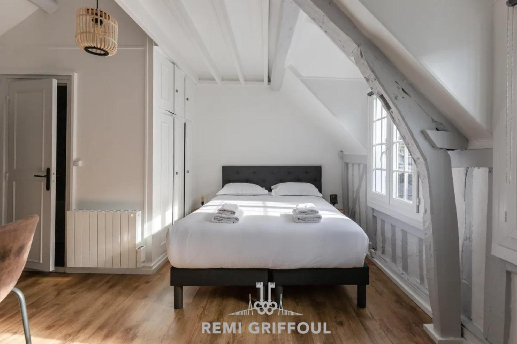 La Capucine Lovely Studio City Center Honfleur Exterior photo